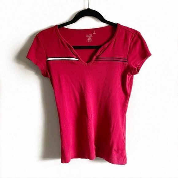𝅺💝(3/$25) Y2K Vintage Tommy Hilfiger Red Tee - Picture 1 of 4